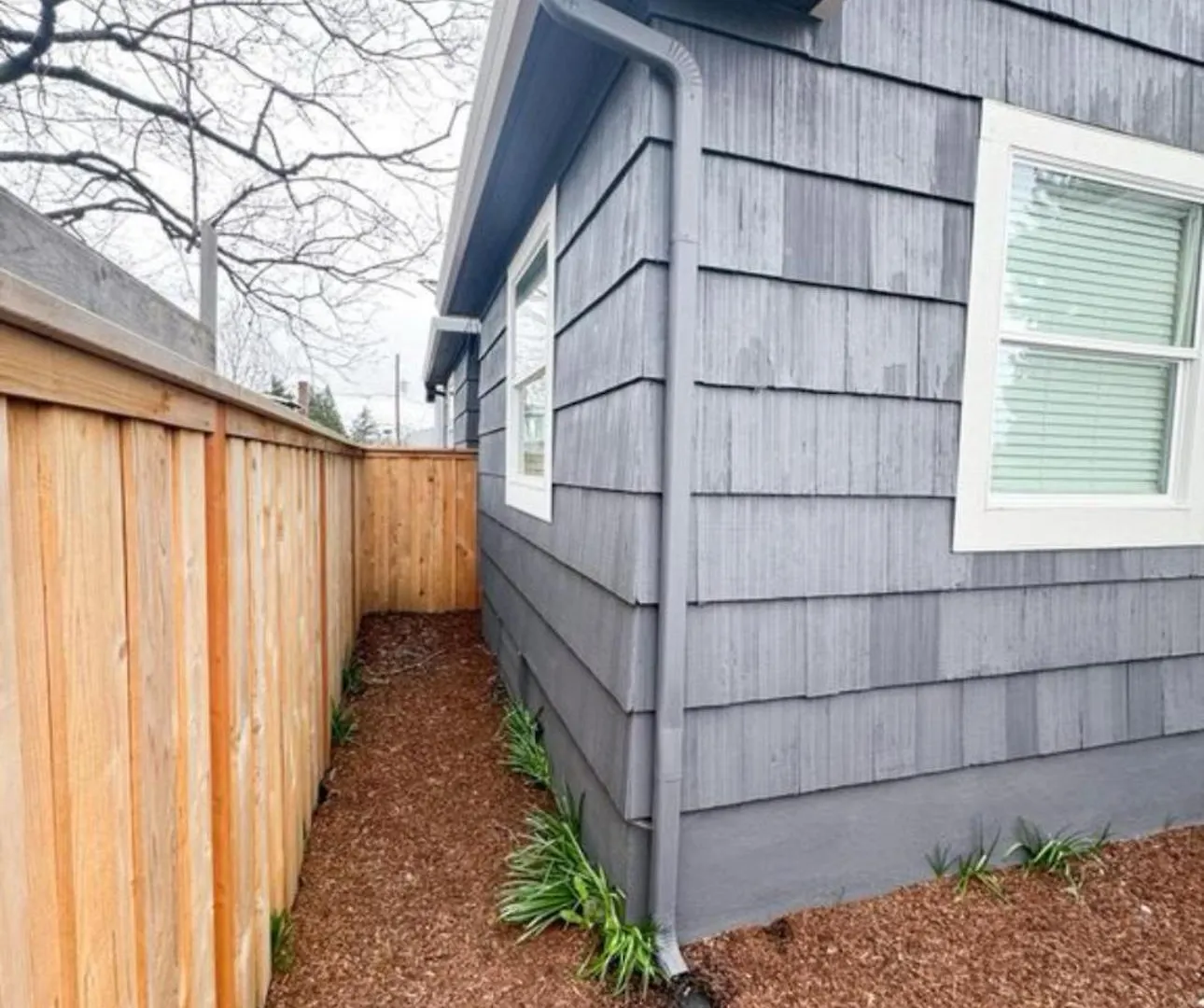 Stylish Fully Furnished 2 Bedroom Duplex Portland 0*,  United States